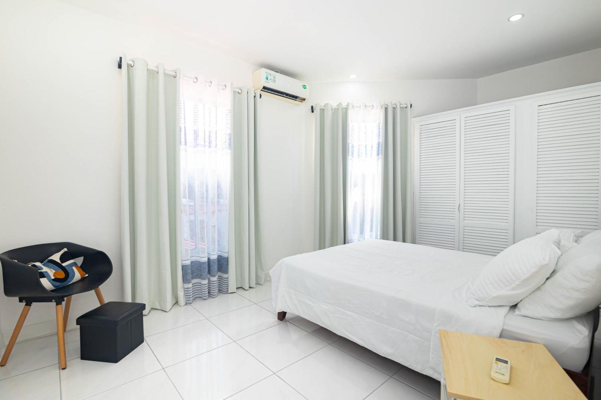 Apartamentos Cristal Quepos Exterior foto